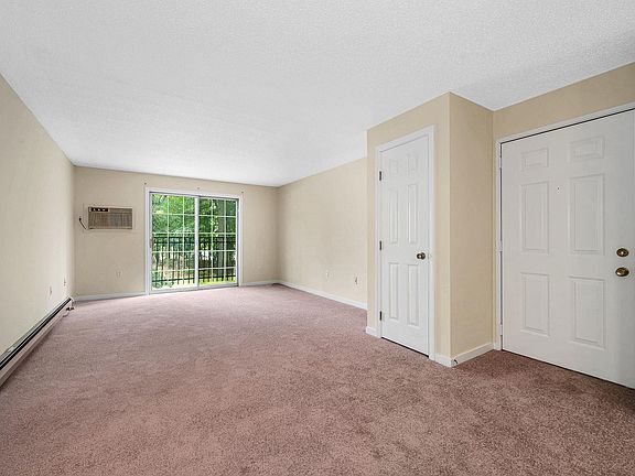 3rd image of 5 Midhurst Road #510