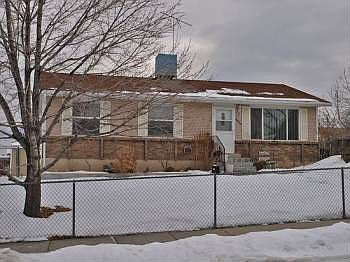 1st image of 4957 Farah Dr