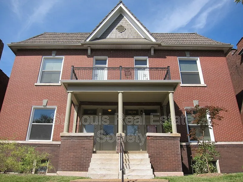 2 bed, 1.0 bath, 1314 sqft, $1,245 — Photo 3