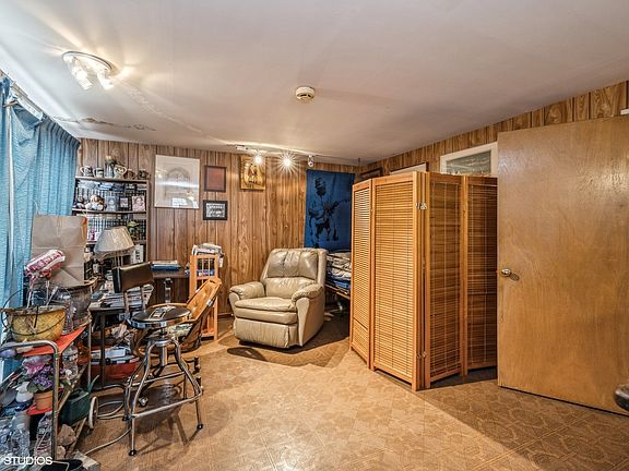 5th image of 8379 S Kimbark Ave