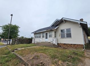 724 S Main St, Sapulpa, OK 74066