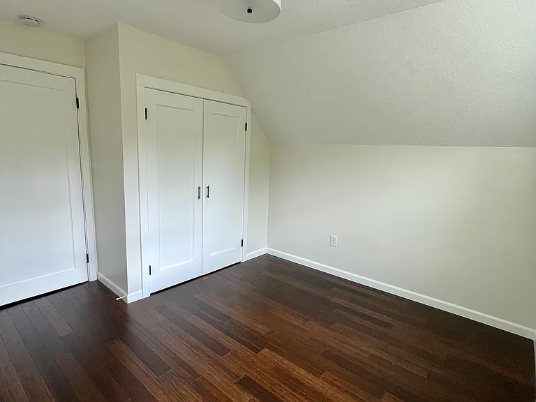 8032 N Oswego Ave — Photo 13