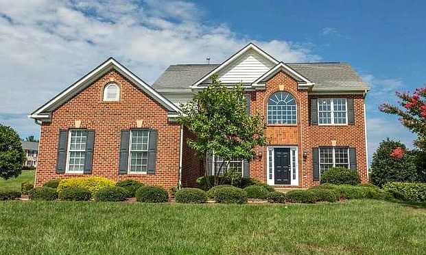 1st image of 12502 Sherwood Forest Dr