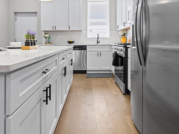 4th image of 1822 N Bentalou St