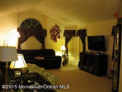 51 Stockport Dr, Toms River, NJ, 08757