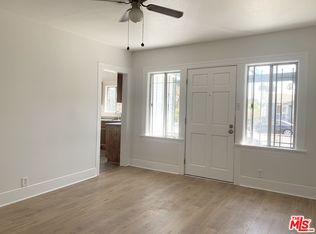2207 S Ridgeley Dr, Los Angeles, CA 90016