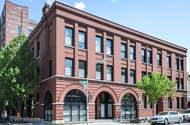 1st image of 1658 W Wabansia Ave #2