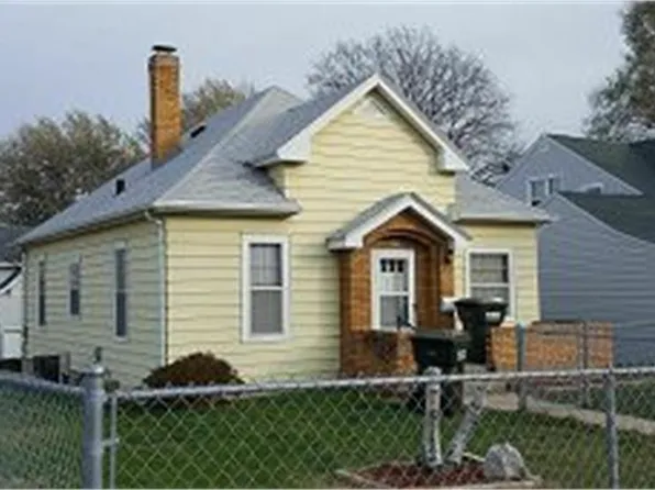 2770 Court St, Sioux City, IA 51104
