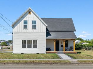 616 Miller Ave, Tillamook, OR 97141