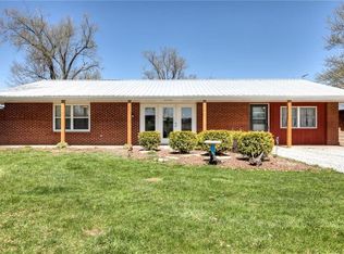 9195 SE State Route 116, Dearborn, MO 64439