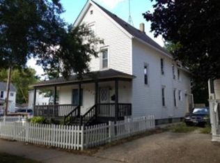 1924 62nd St, Kenosha, WI 53143