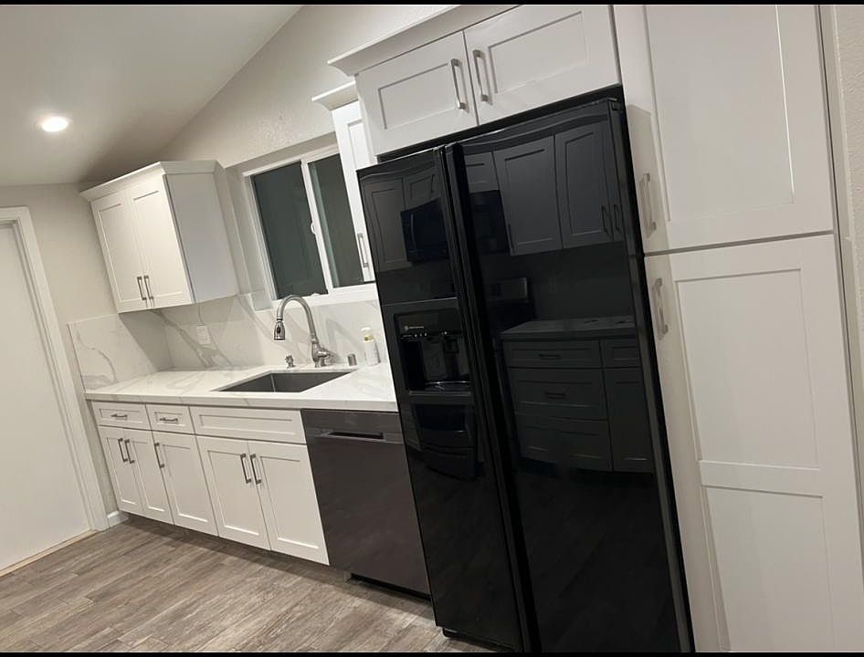 1st image of 2553 Mammoth Dr