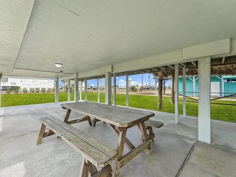 16634 Jamaica Beach Rd — Photo 25