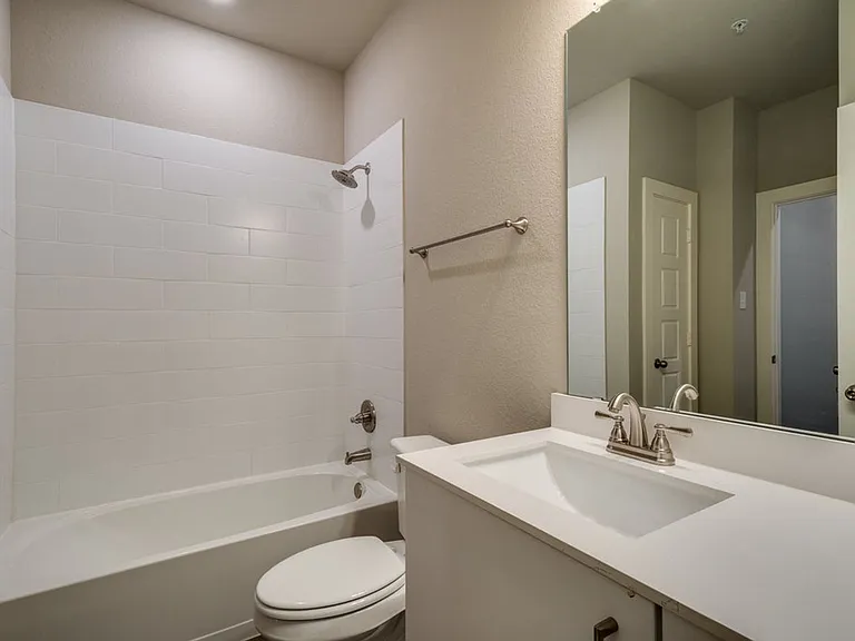 635 Harvest Moon Dr — Photo 13