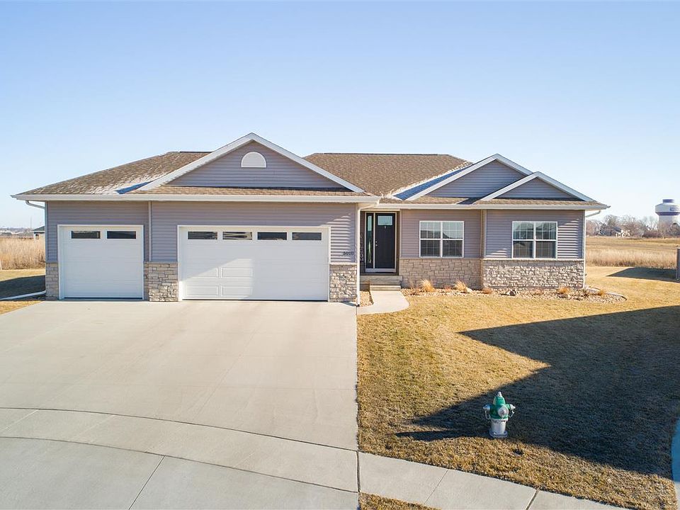 1st image of 5010 Samantha Cir