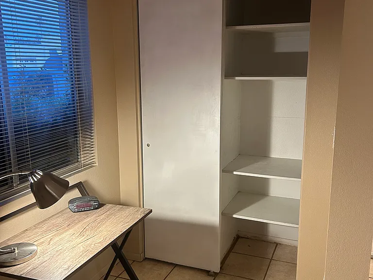 726 E Villa Dr #II — Photo 10