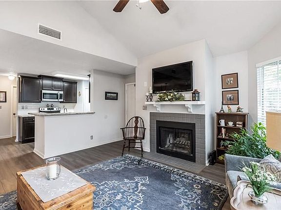 5th image of 509 Cypress Pointe St