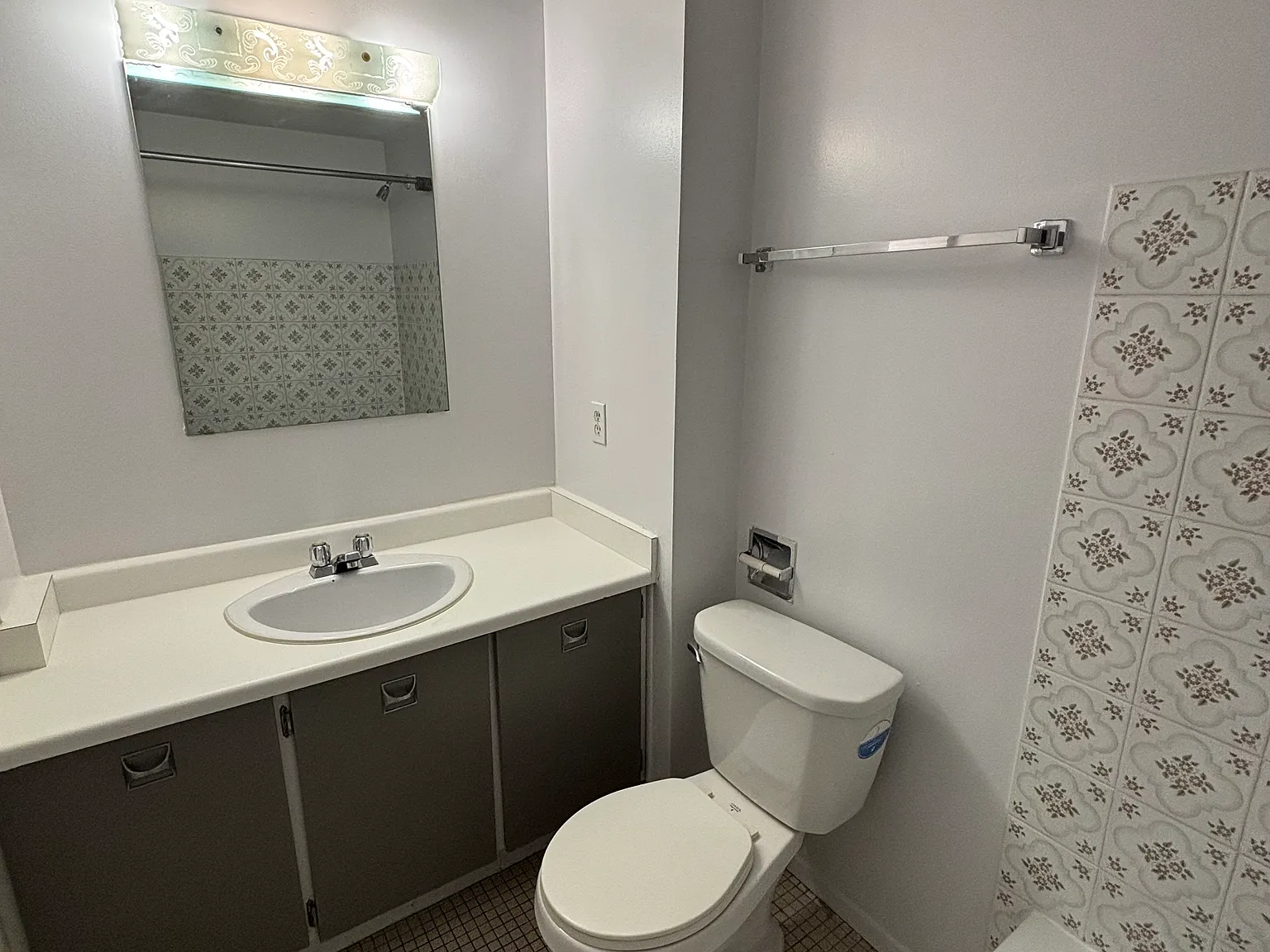 Walkley Square Apartments — Photo 4