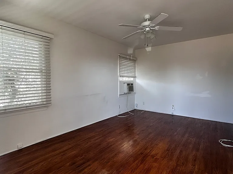 2331 Florencita Ave #1/4 — Photo 2