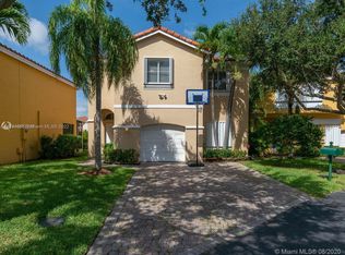 1734 Royal Palm Way, Hollywood, FL 33020