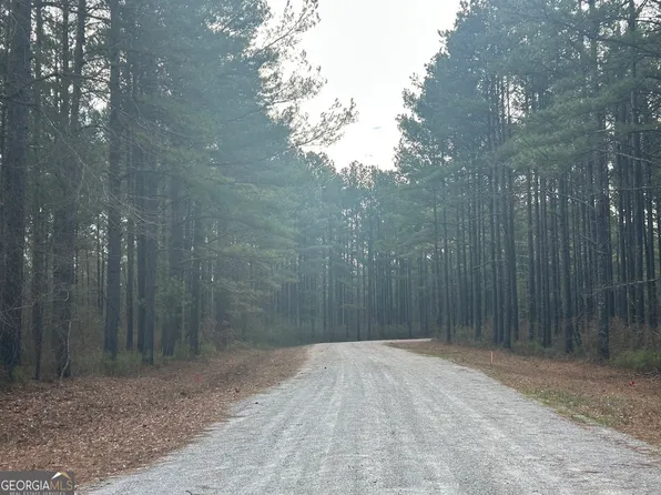 208 Riversong Rd, Carrollton, GA 30117