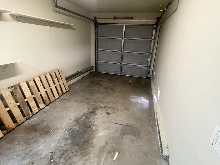 4842 King Cir #B — Photo 20