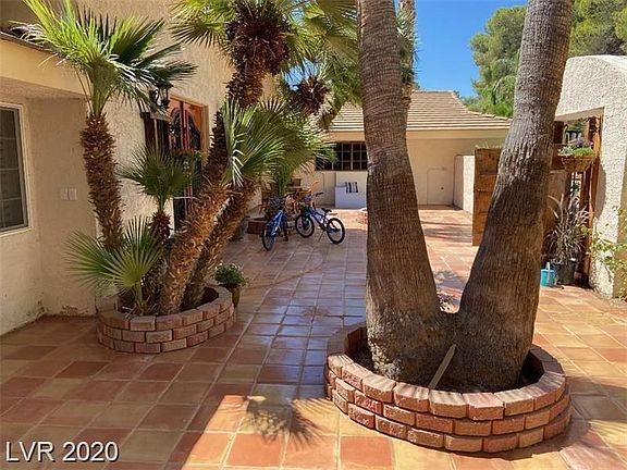 5th image of 7172 La Puebla St