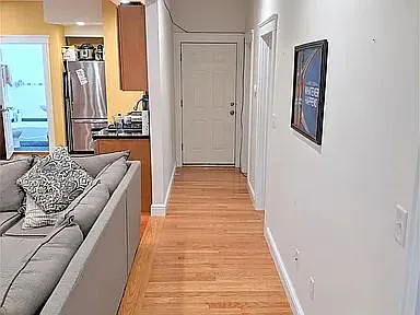 472 S Main St #2 — Photo 2