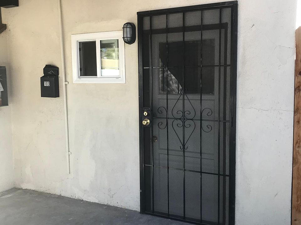 1st image of 103 E 21st St