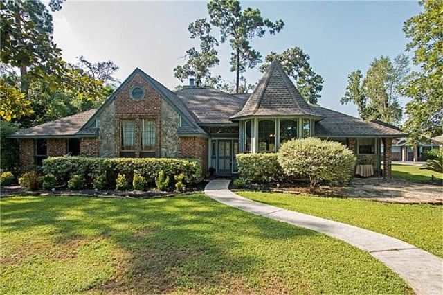 1st image of 907 Chateau Woods Parkway Dr