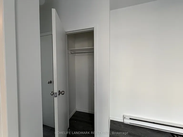 968 Bathurst St #2 — Photo 10