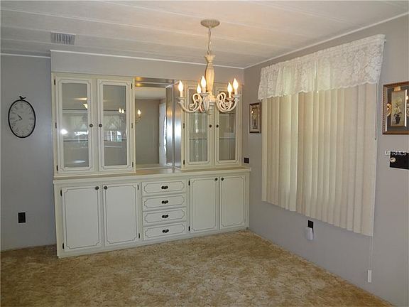 5th image of 1328 Nassau Cir