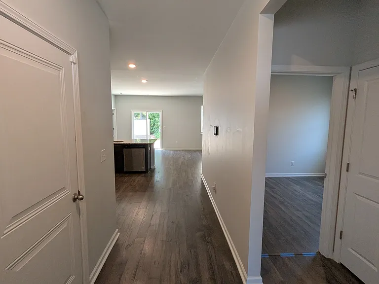 280 Forestbrook Cove Cir — Photo 5