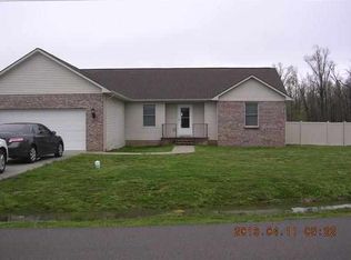 326 Chadwick Dr, Paducah, KY 42003