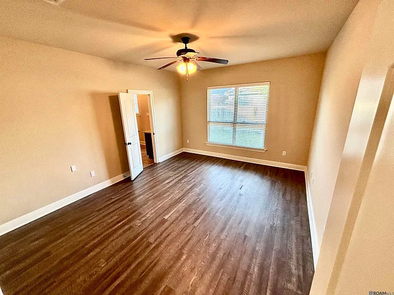 25397 Lake Providence Dr — Photo 8