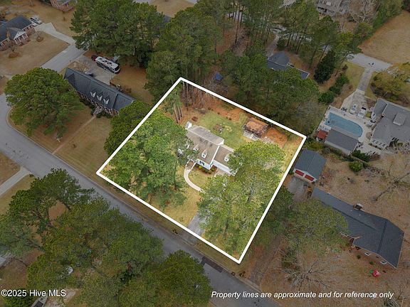 4th image of 1404 Canterbury Road