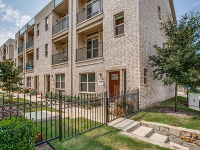 1320 Rancho Mirage Dr, Dallas, TX, 75204