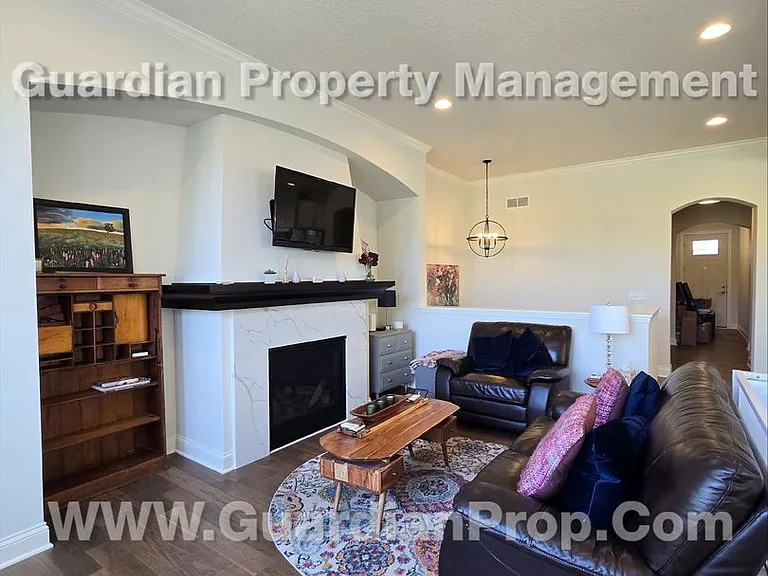6454 Timber Arch Dr — Photo 2