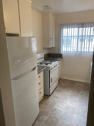 Floor plan 1 Bedroom. 1 Bathroom. 0 Half