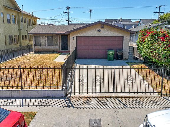 2nd image of 3105 Raymond Ave