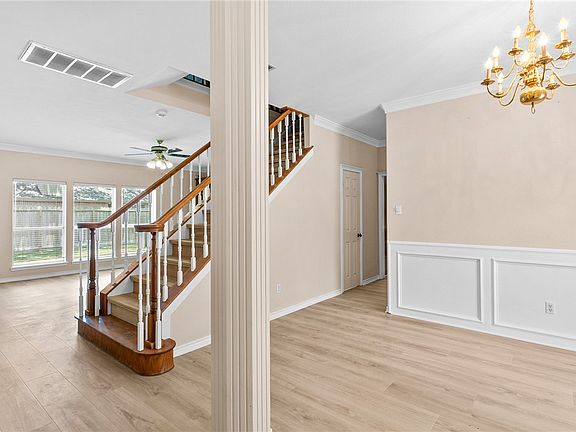 4th image of 6414 Avignon St