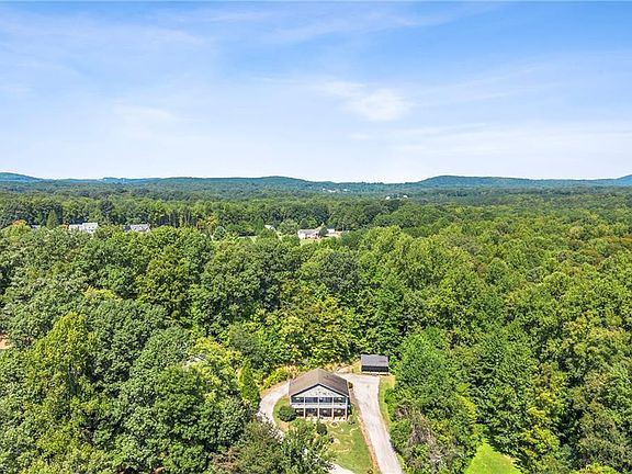 5th image of 1514 Gopher Woods Rd