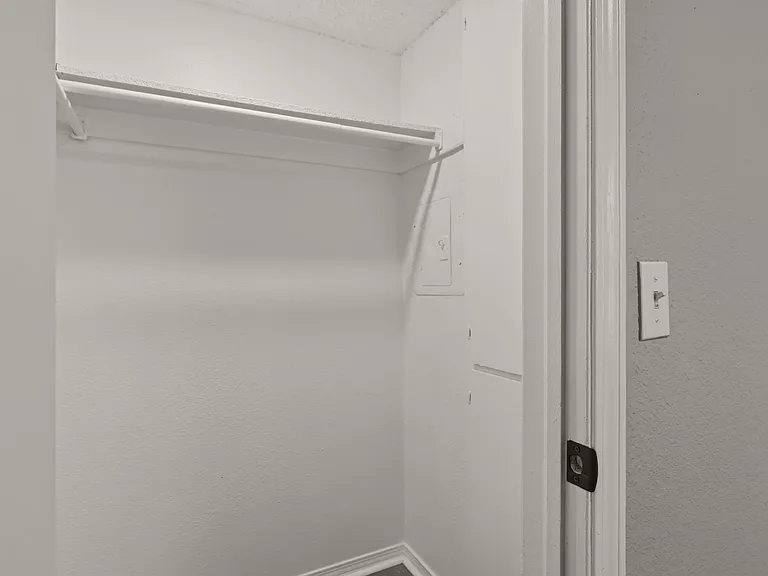 Timberwood Apartments — Photo 13