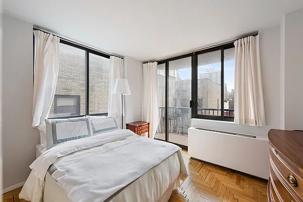 Sold by Nest Seekers International | media 7