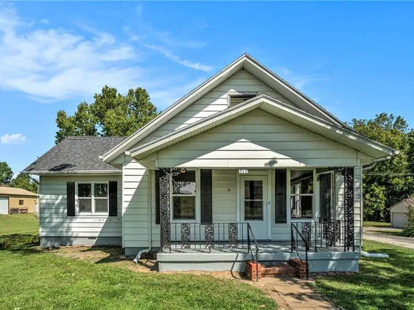 315 SE Grand Dd, Faucett, MO 64448