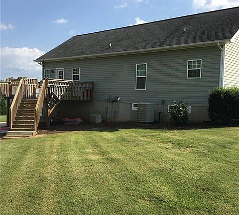 5th image of 2318 Ellen St