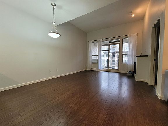 3rd image of 2484 Wilson Ave #409