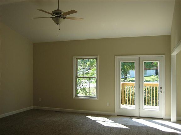5th image of 118 Bayberry Dr