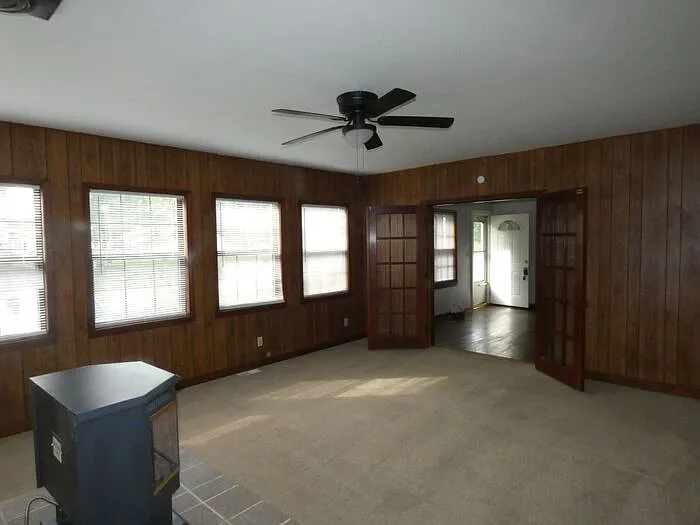 4701 NW Green Hills Rd — Photo 10