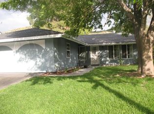 29822 Abelia Rd, Santa Clarita, CA 91387